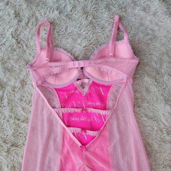 Victoria's Secret 34B Pink Signature Merrywidow Garter Slip 2015 Lingerie - Picture 5 of 6
